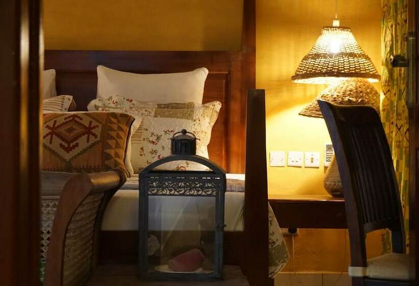 سوئیت اجرایی با چشم‌انداز باغ, Accra Royal Castle Apartments & Suites