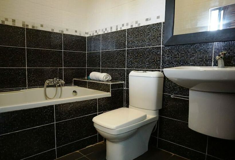 اتاق استاندارد با تخت دوبل, Accra Royal Castle Apartments & Suites