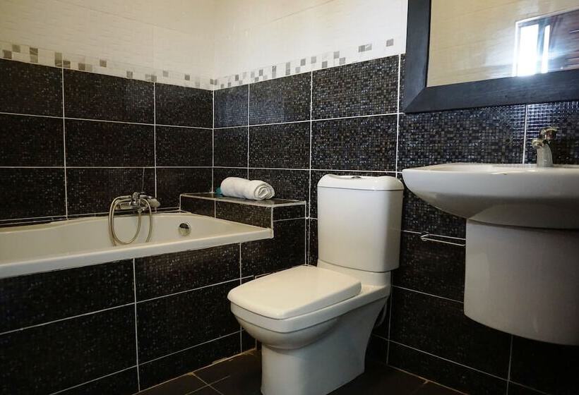 سوییت لوکس, Accra Royal Castle Apartments & Suites