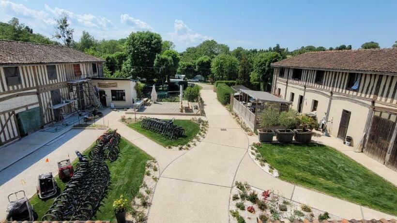Номер Стандарт, Domaine Le Colombier
