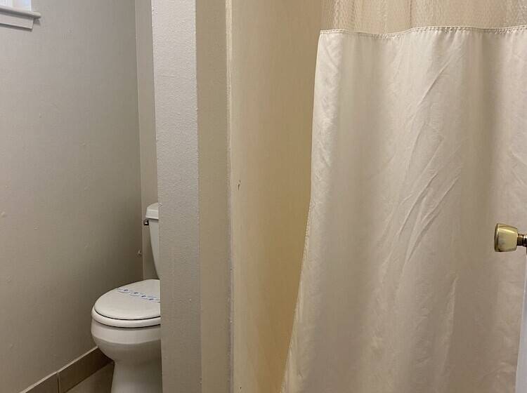 Standart Oda, Budget Inn At The Heavenly Gondola