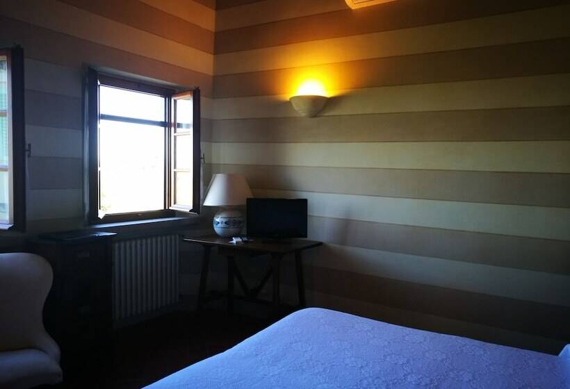 四人标准间, Locanda Le Boscarecce