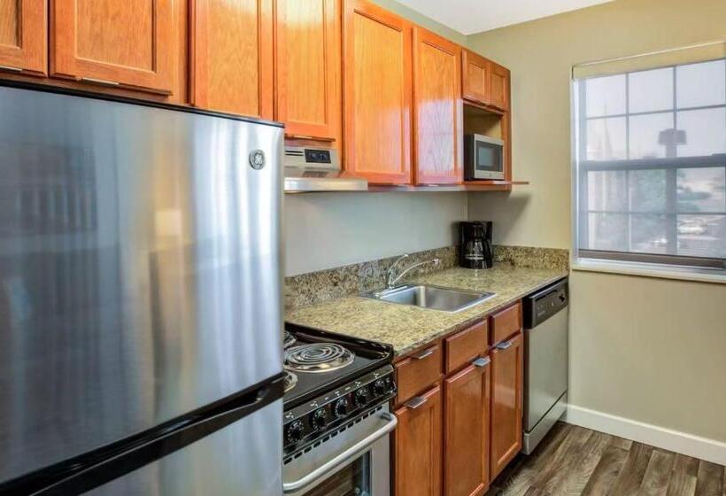 带2个卧室的套房, Towneplace Suites Detroit Sterling Heights