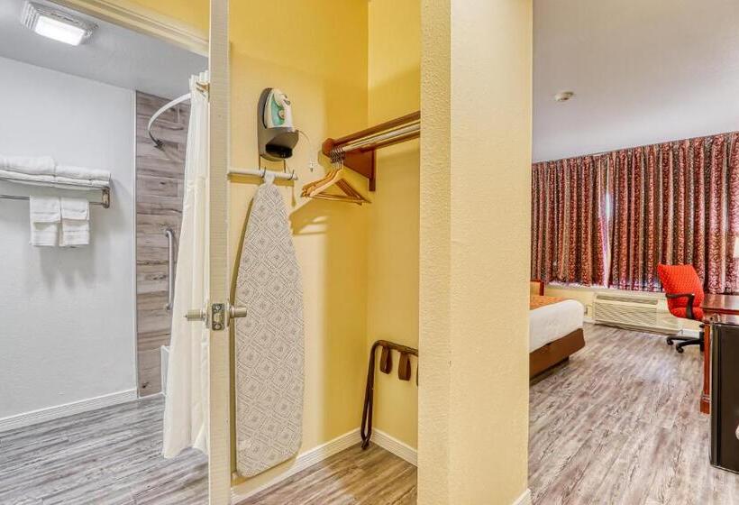 اتاق استاندارد با تخت بزرگ, Americas Hotel   El Paso Airport / Medical Center