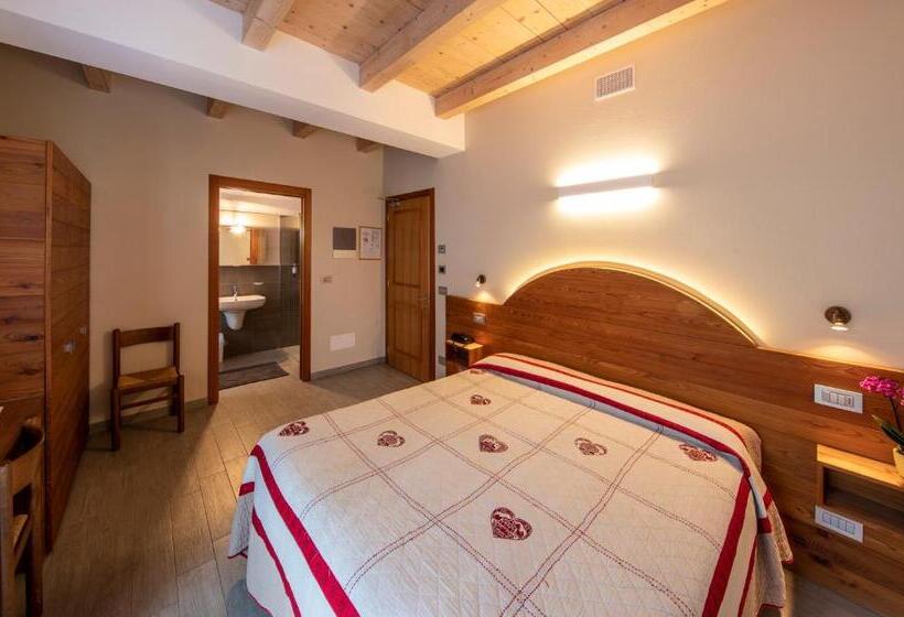 Номер Стандарт, Albergo Edelweiss   Larespa