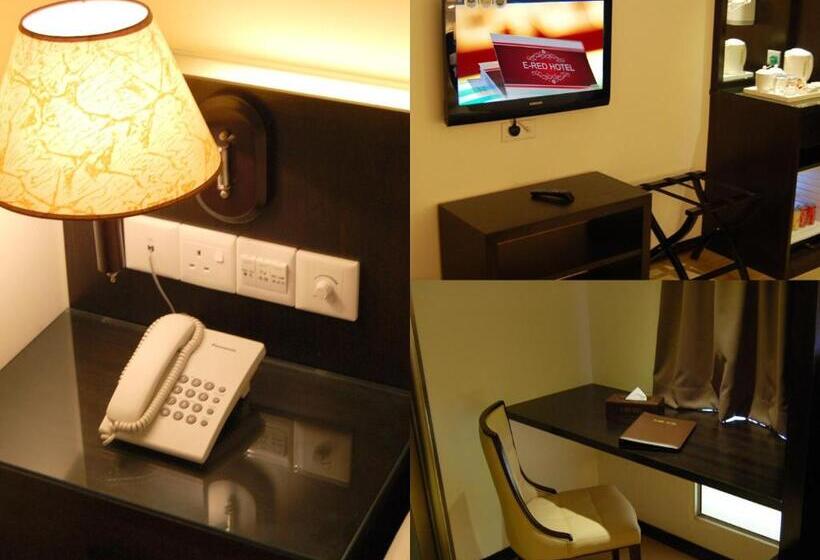 Quarto Deluxe Cama King, Ernes Hotel Alma Bukit Mertajam