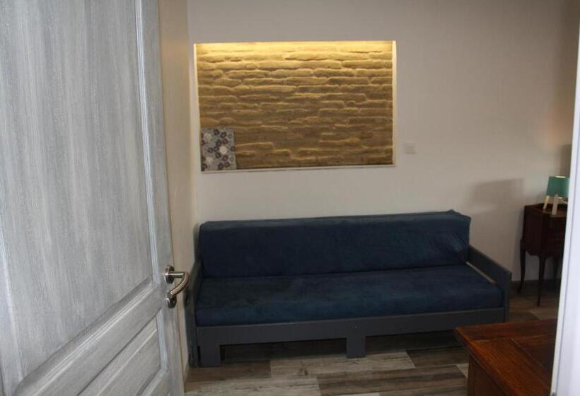 Семейный Номер Вид на Сад, Chambre D Hôte Le Mercier