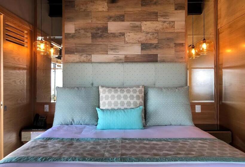 Suite com Varanda, Pinnacle Resorts 179  Adults Only