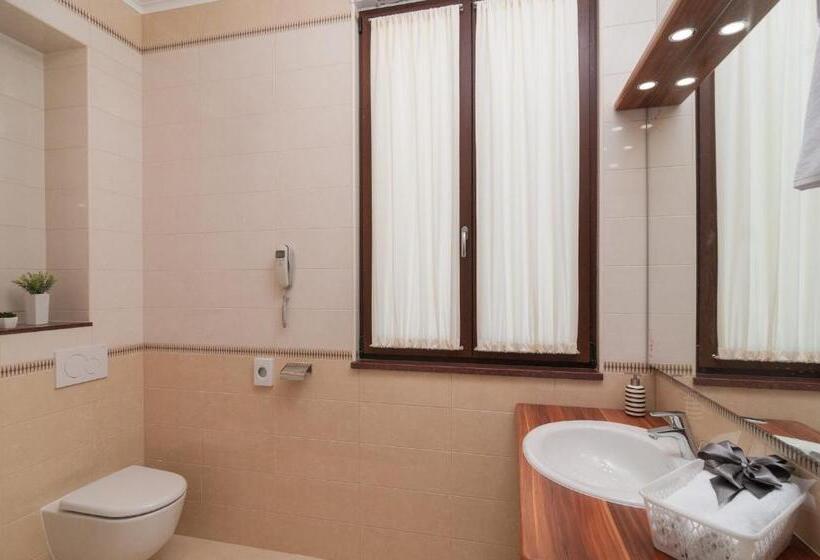 带阳台的豪华间, Luxury Rooms Near The Beach3