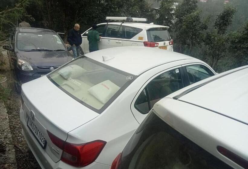 Стандартный Номер Кровать Кинг, Glamwood Resort Dhanaulti, Ranked 1 In Dhanaulti