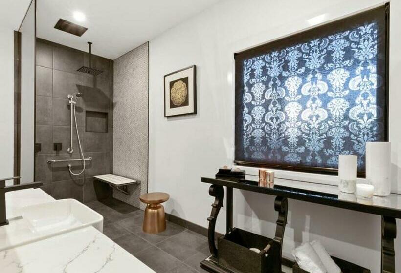 디럭스 스위트 킹 침대, Campania Spa Suite 2