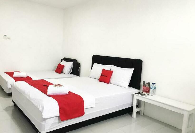 Семейный Номер, Reddoorz @ Jalan Tanjung Blitar