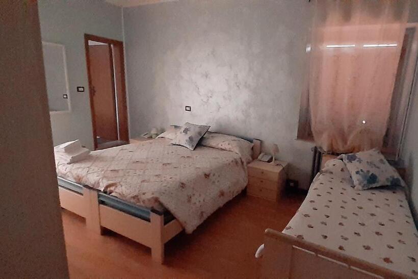 اتاق استاندارد سه نفره, Ristorante Cibarium
