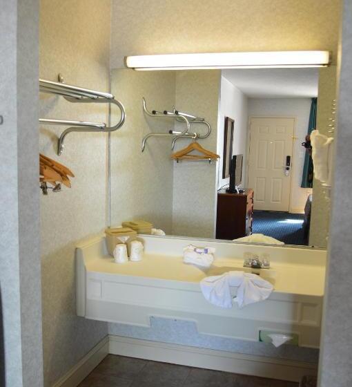 اتاق استاندارد با 2 تخت دوبل, Bluegrass Extended Stay