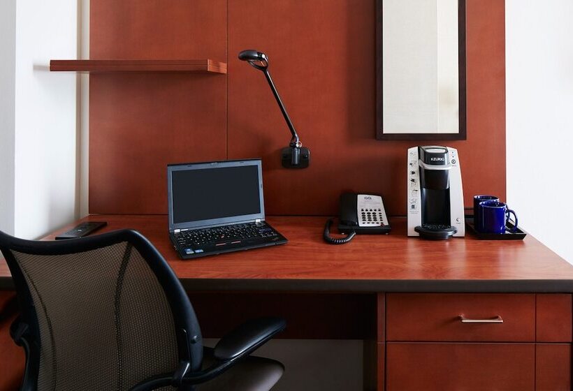 اتاق استاندارد برای معلولان, Club Quarters Hotel Rittenhouse Square, Philadelphia