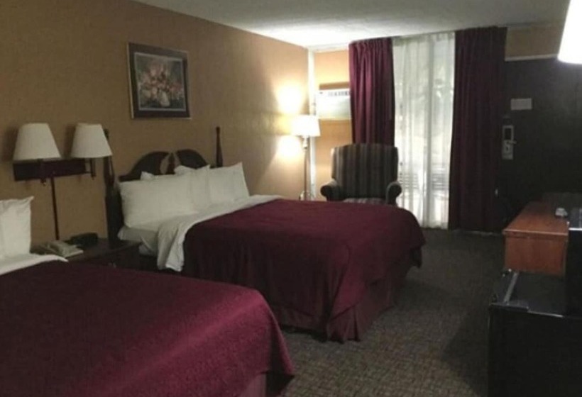 Номер Стандарт 2 Двуспальные Кровати, Fairbridge Inn & Suites Poconos