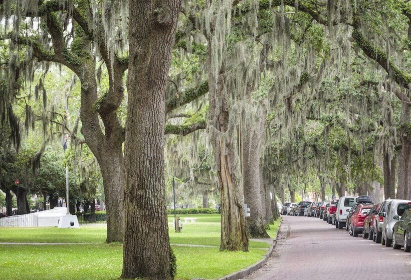 סוויטה, Olde Harbour Inn, Historic Inns Of Savannah Collection