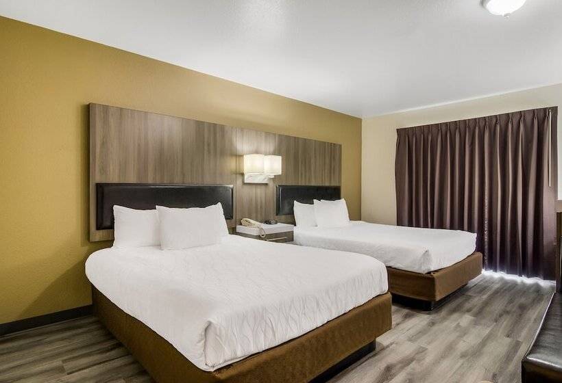 带2个双人床的标准工作室, Rodeway Inn Enumclaw Mount Rainier Crystal Mountain Area
