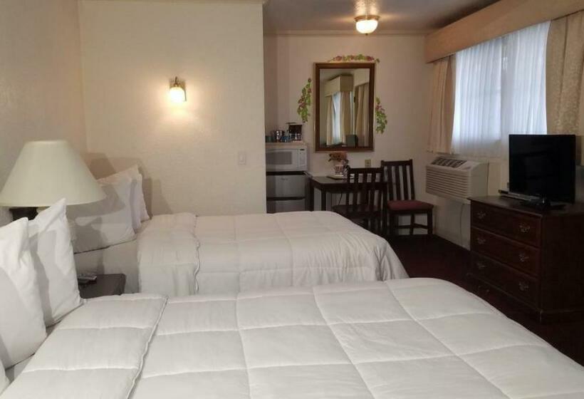 ２ダブルベッドのスタンダードルーム, Stanford Motor Inn