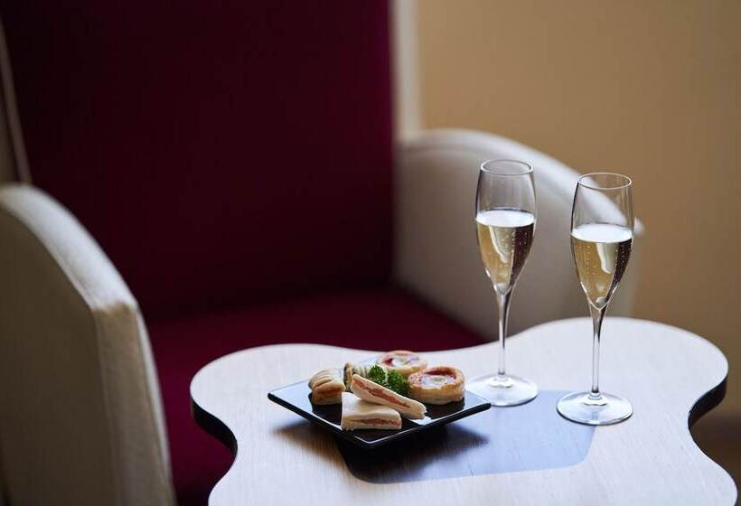اتاق اجرایی, Unahotels Malpensa