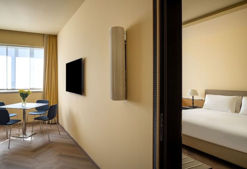 آپارتمان سوپریور 1 خوابه, Unahotels Malpensa