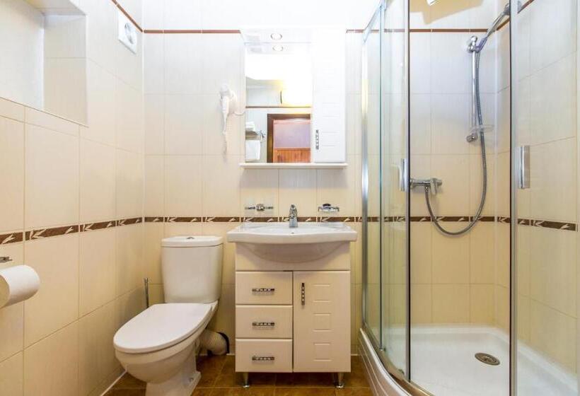 Номер Стандарт, Atava Family House