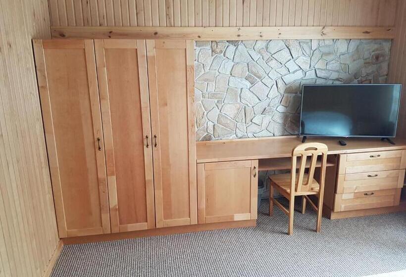 Номер Стандарт, Atava Family House