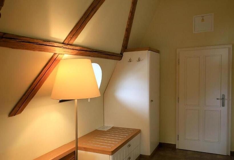 디럭스 룸, Resort Líšenský Dvůr