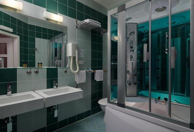 Президентский Люкс, Wellness Hotel Lužan