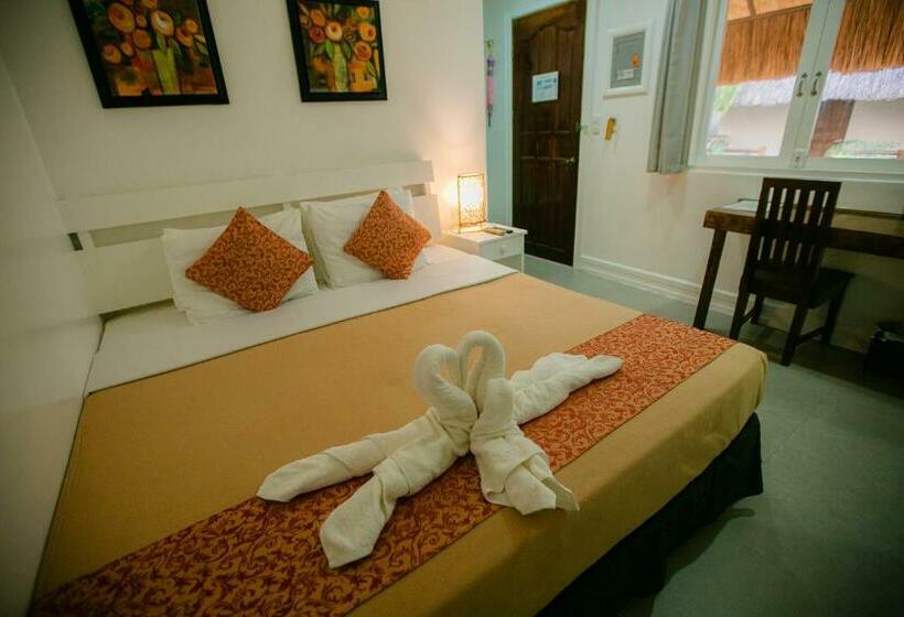 디럭스 룸 킹사이즈 침대, Kavs Beach Resort
