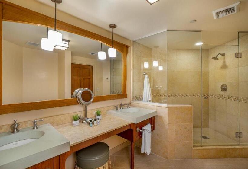 デラックスルーム, Avila Village Inn