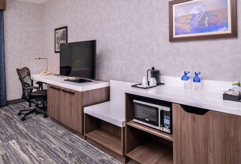اتاق استاندارد با تخت دوبل, Hilton Garden Inn Bend
