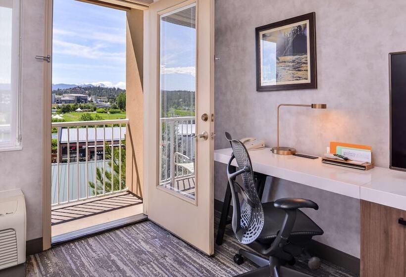 اتاق استاندارد با تخت دوبل, Hilton Garden Inn Bend