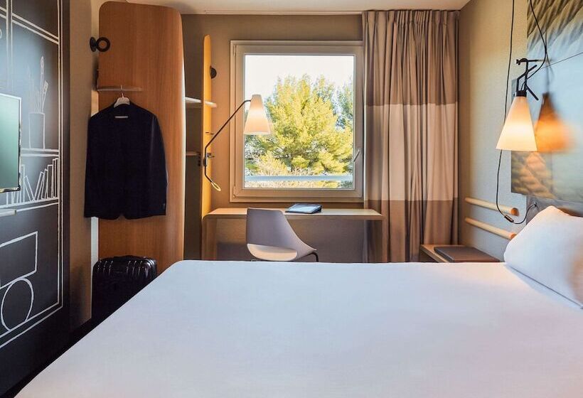اتاق استاندارد با چشم‌انداز دریا, Ibis La Ciotat