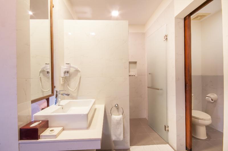 اتاق لوکس, Lotus Blanc Resort