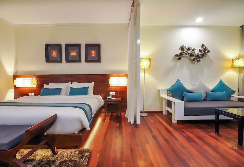سوییت, Lotus Blanc Resort