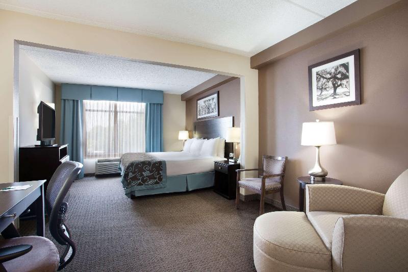 Стандартный Номер Кровать Кинг, Wingate By Wyndham Garner/raleigh South