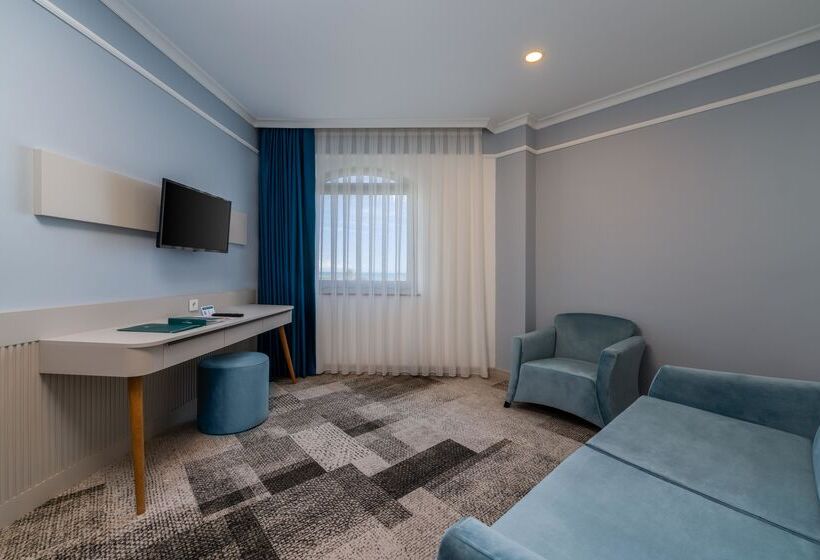 Семейный Номер, Pine Beach Belek