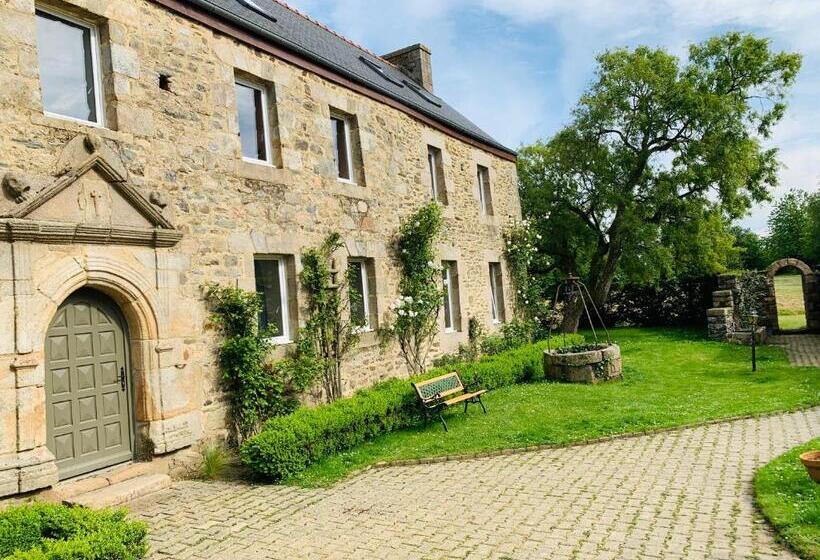 Семейный Номер, Le Domaine De Coat Rogan L Espace Familial