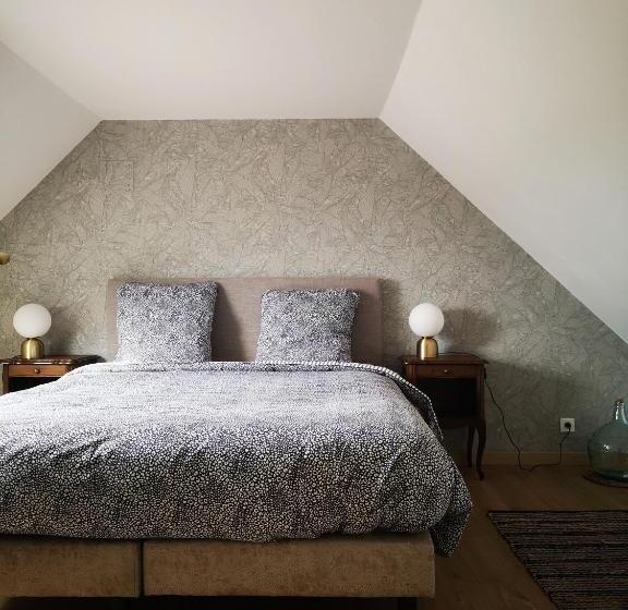 Семейный Номер, Le Domaine De Coat Rogan L Espace Familial