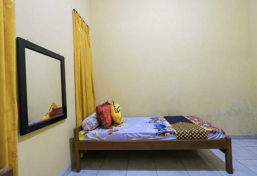 基本间, Spot On 2440 Wallet Family Residence Syariah