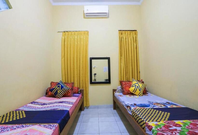 基本间, Spot On 2440 Wallet Family Residence Syariah