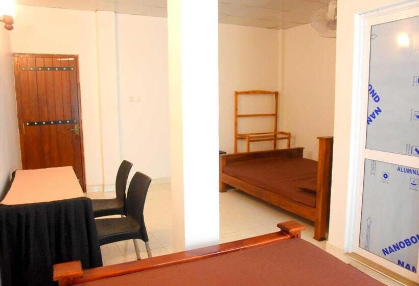 Семейный Номер, Wingate Hotel Wilgamuwa