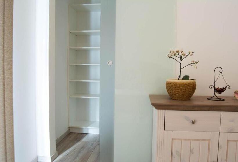 آپارتمان 1 خوابه, Apartments Gerda