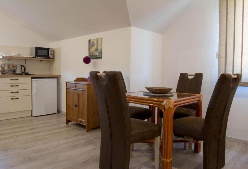 آپارتمان 1 خوابه, Apartments Gerda