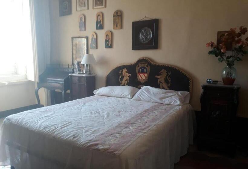 اتاق لوکس, Casato Lioy