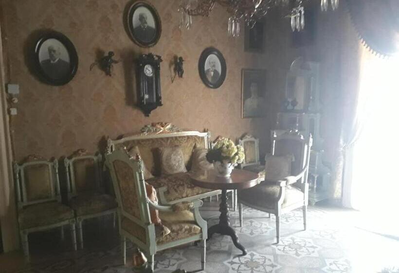 اتاق استاندارد با تخت بزرگ, Casato Lioy