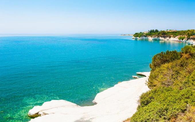 스탠다드 스튜디오, Governors Beach Panayiotis
