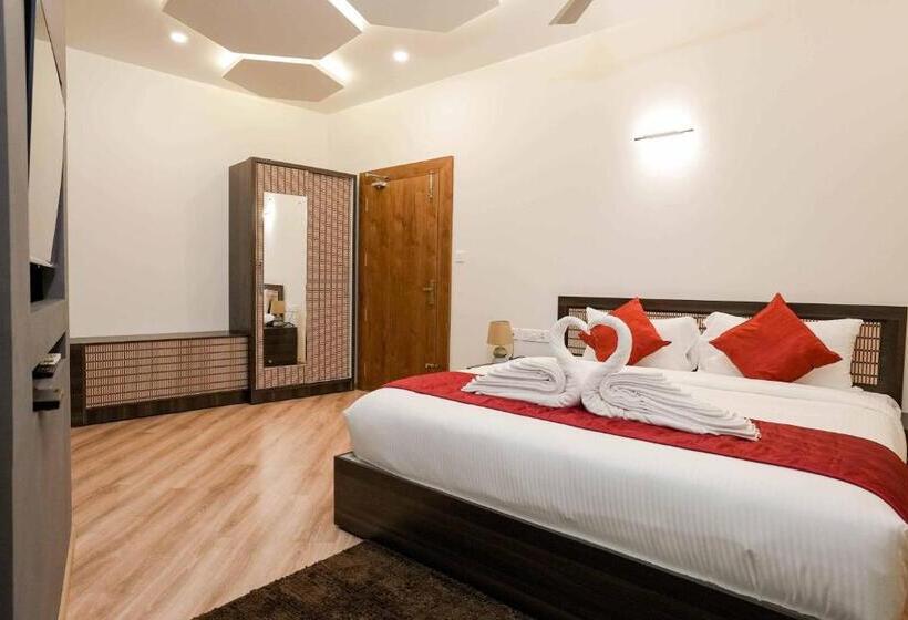 Президентский Люкс, Kuruva Island Resort And Spa   By Kabini Breeze, Wayanad