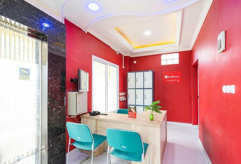 Кровать в Общей Комнате, Reddoorz Syariah Near Exit Toll Ciawi